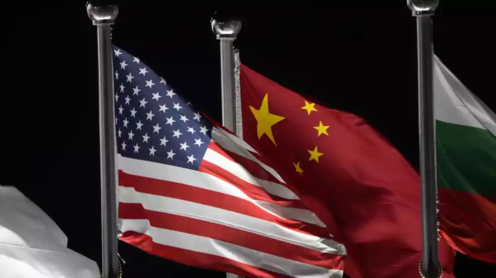 Kina kritikuje SAD zbog „prinudne diplomatije“