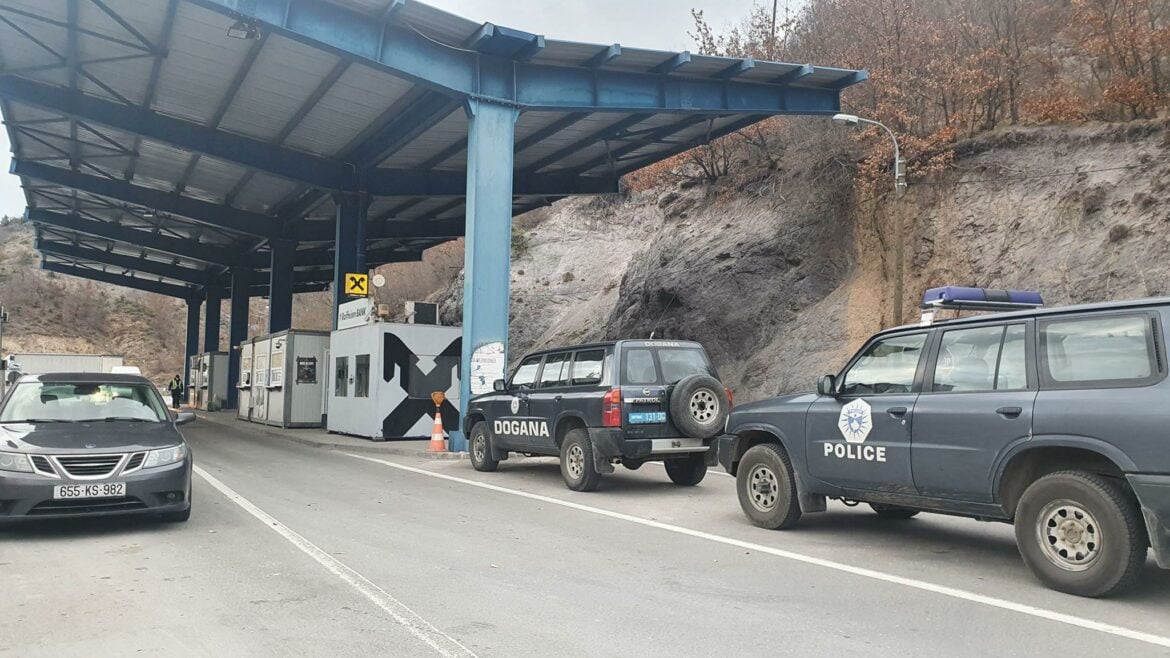 Uklonjene barikade, prelazi Jarinje i Brnjak još zatvoreni