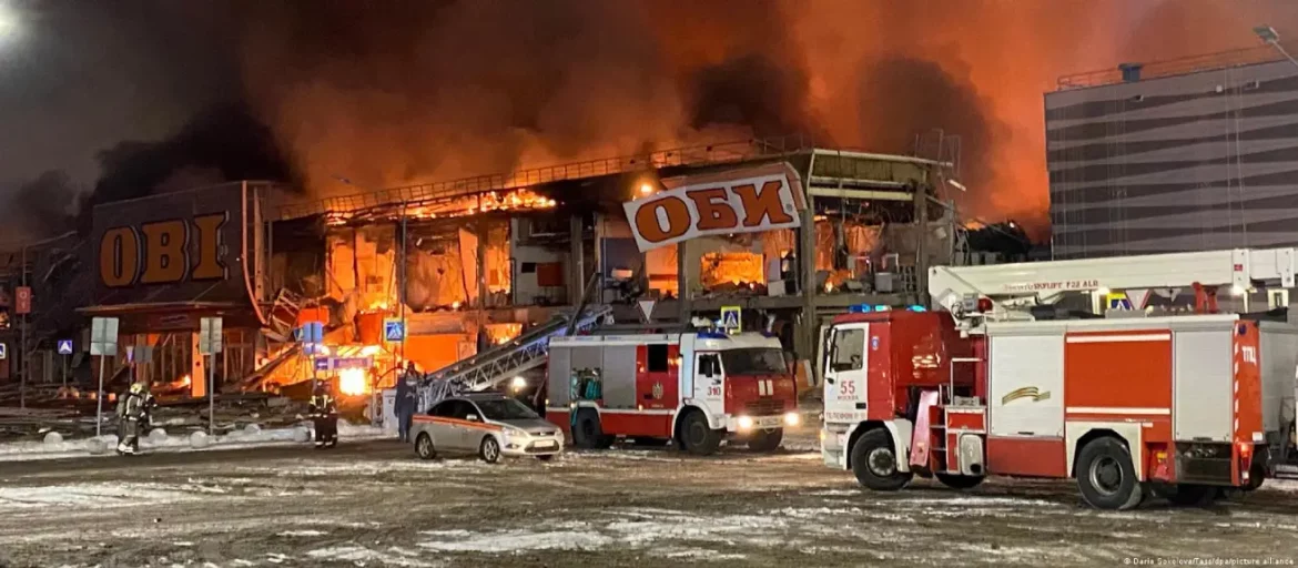 Požar opustošio tržni centar u Moskvi, jedna osoba poginula