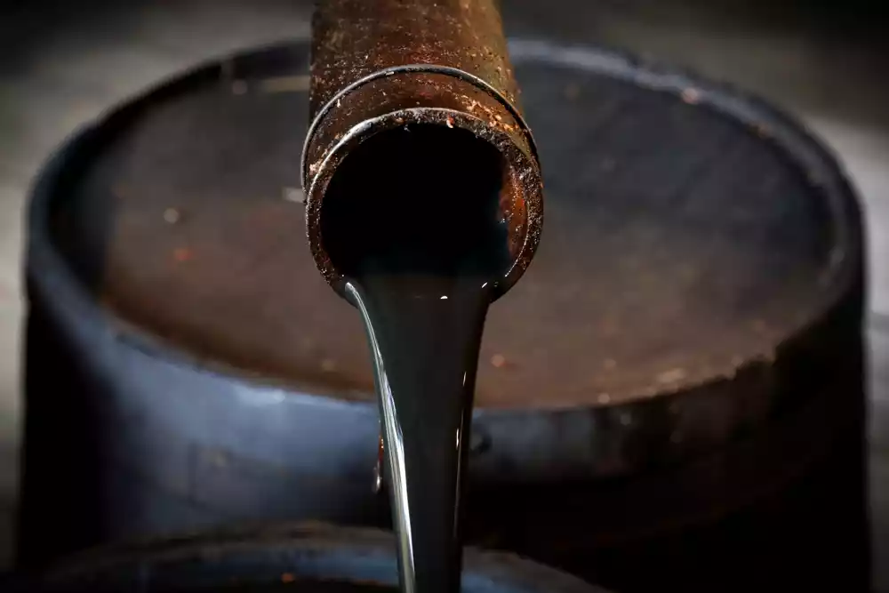 Cena nafte porasla više od 1 odsto