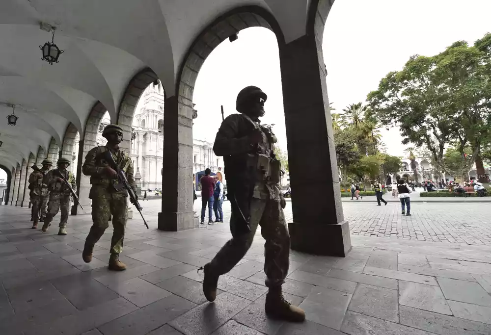 Sedam policajaca ubijeno u centralnom Peruu