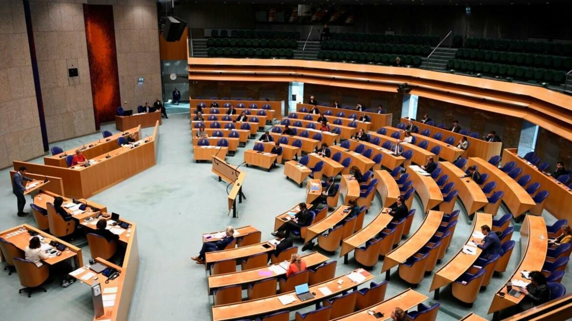 Parlament Holandije predlaže zamrzavanje pristupanja Srbije EU zbog nepridržavanja sankcija Ruskoj Federaciji