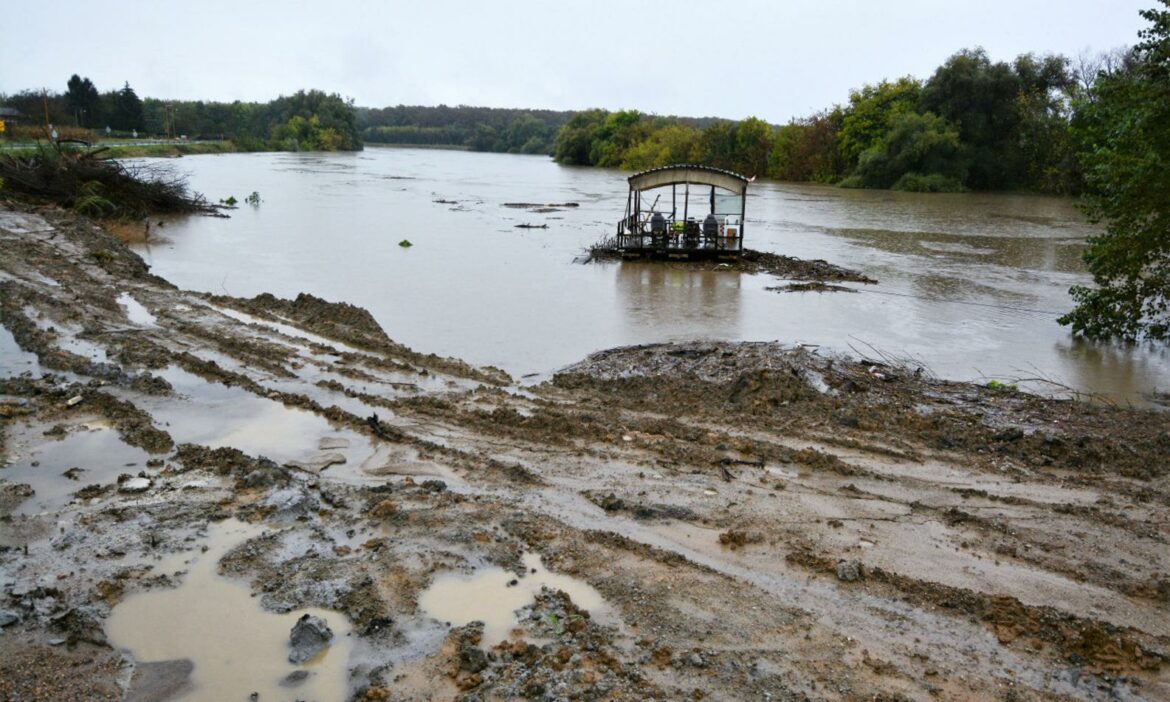 Obilne poplave u delovima BiH i Hrvatske