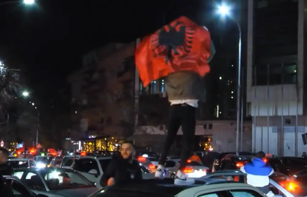 Priština: Slavlje na ulicama nakon pobede Švajcarske