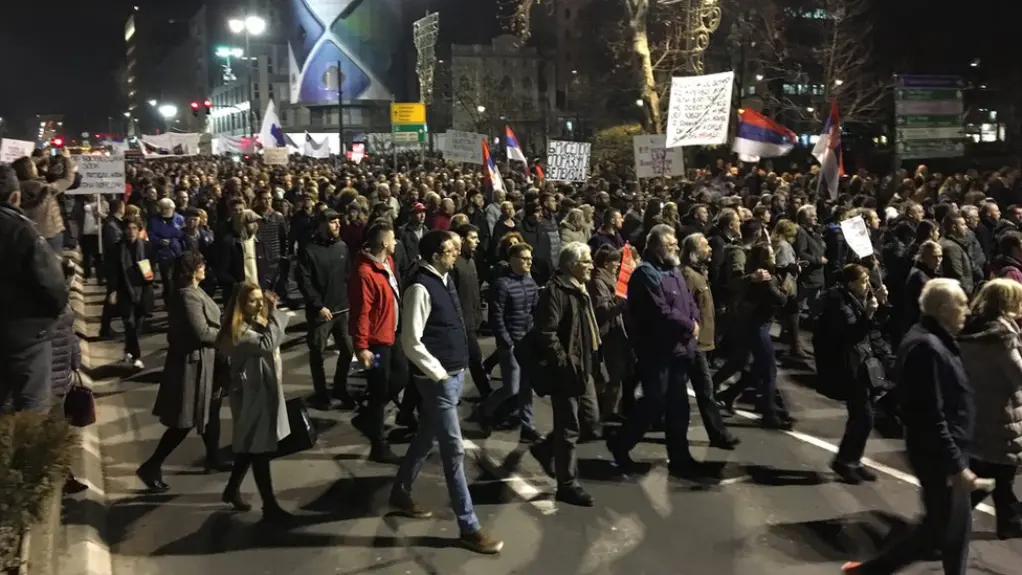 Protest ‘Za odbranu Kosova i Metohije’ održan ispred predsedništva u Beogradu