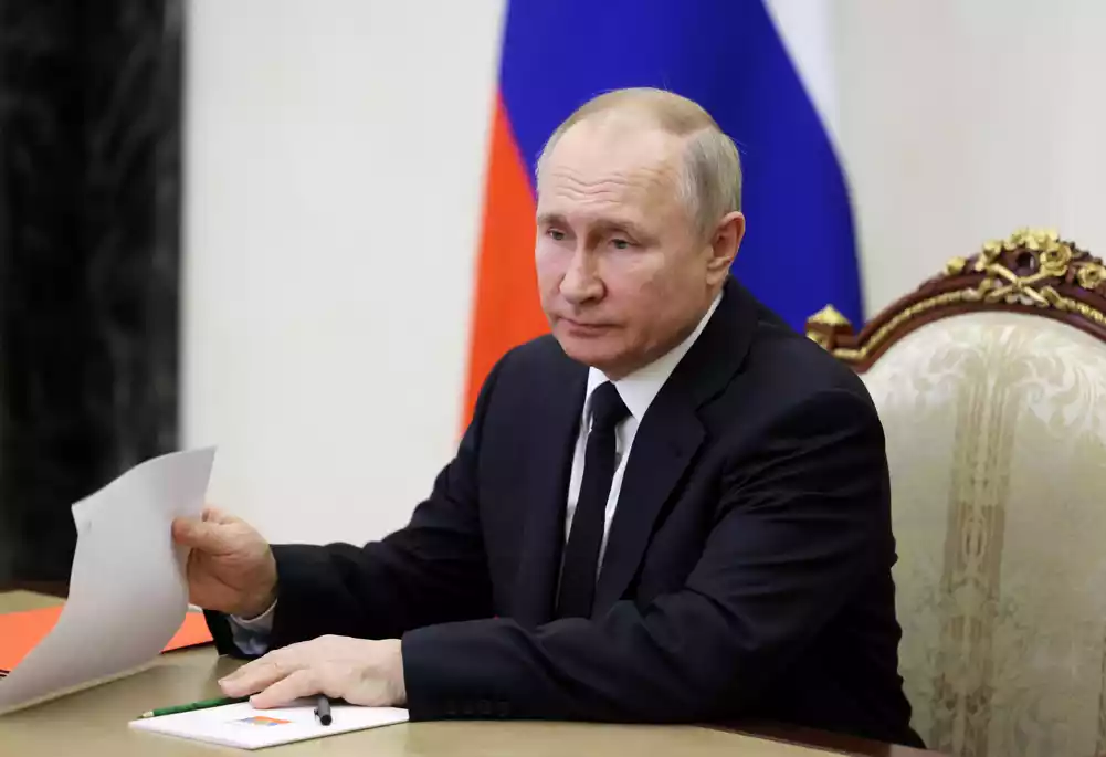 Putin: Rusija bi mogla da se bori u Ukrajini još dugo