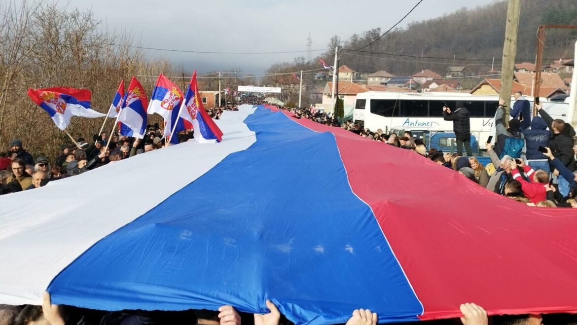 Na protestu Srba u Rudaru na severu Kosova osuđeno ponašanje Prištine