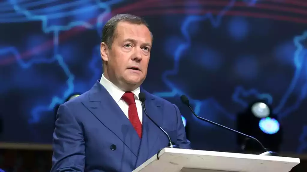 Medvedev besan zbog sastanka Bajdena i japanskog premijera
