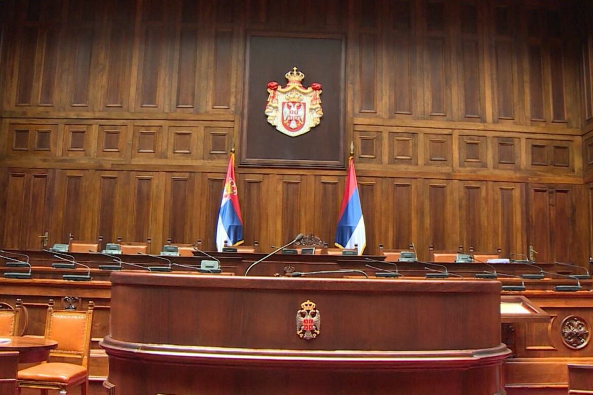 Nova.rs: Vučić dolazi u skupštinu da sa poslanicima govori o sporazumu o Kosovu