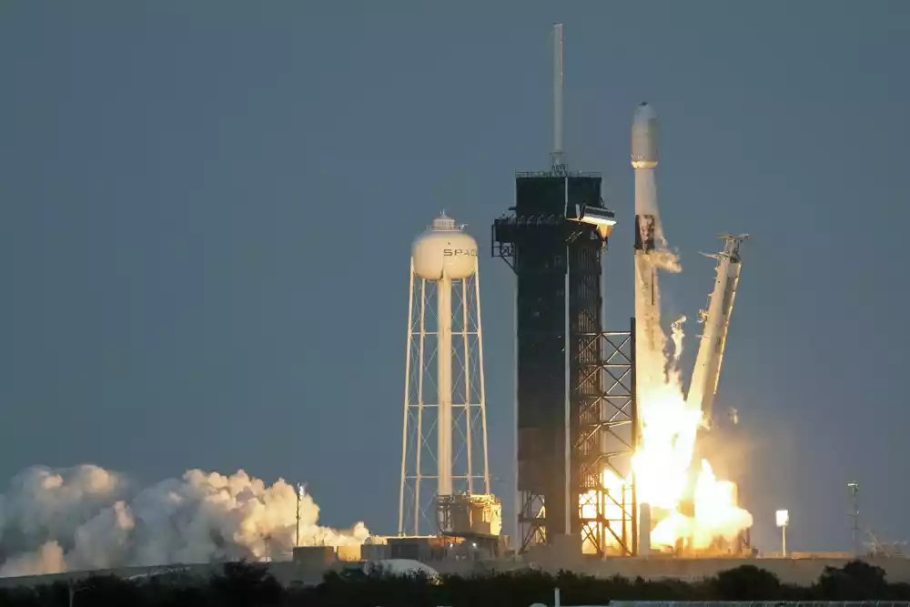 SpaceX omogućava rivalskim satelitima vožnju u orbitu