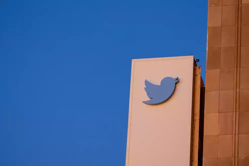 Tviter nudi oglašivačima podsticaje nakon što su mnogi napustili platformu