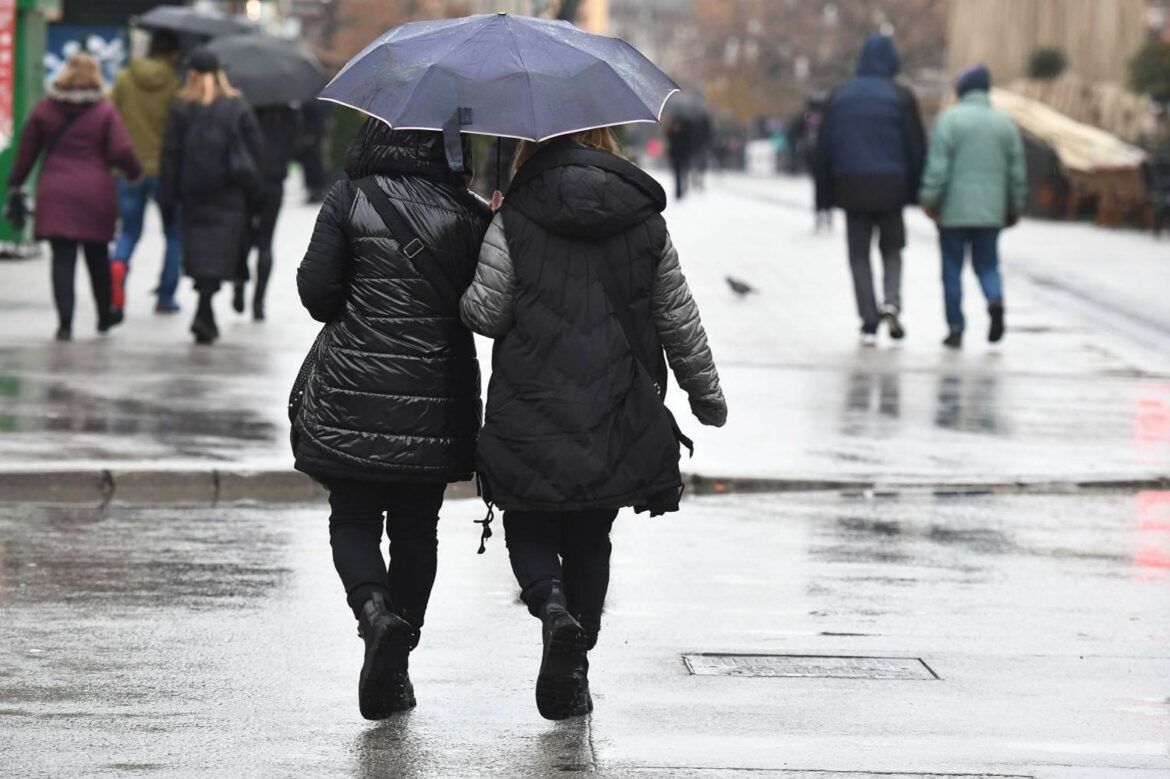 Sutra hladno i oblačno sa kišom, temperatura do 6 stepeni