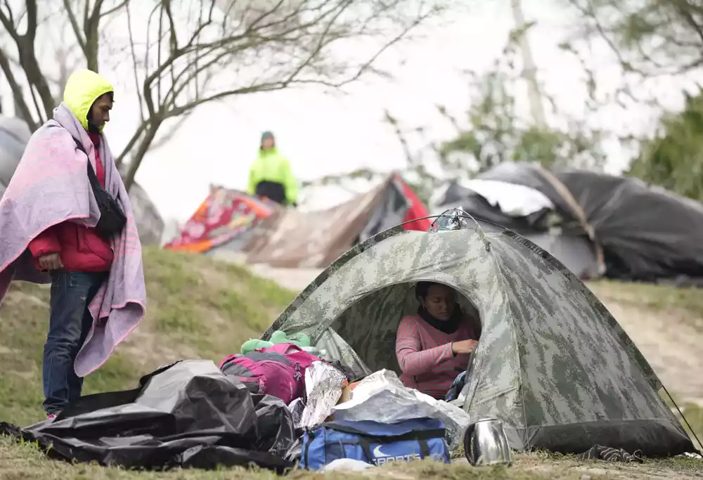 Vrhovni sud SAD za sada zadržava ograničenja azila