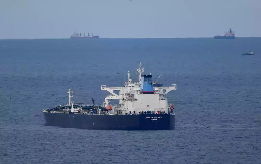 Zastoji tankera preko turskih moreuza nisu zbog gornje cene nafte u Rusiji