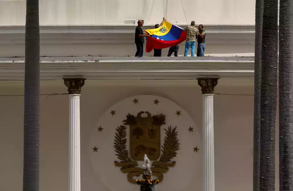 Najviši naftni zvaničnik Venecuele izjasnio se krivim za primanje mita