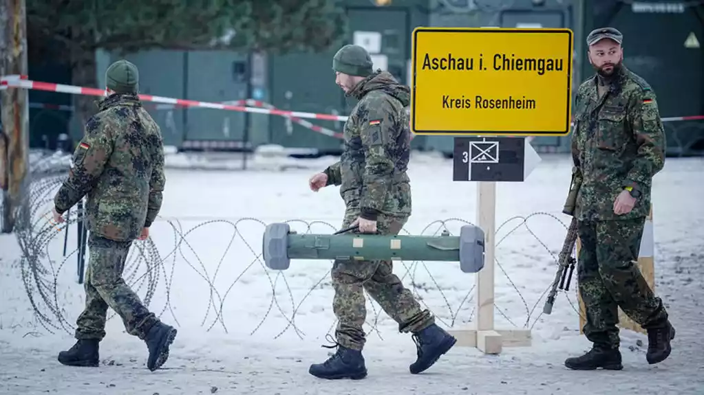 Broj Nemaca koji odbijaju služenje vojnog roka vrtoglavo raste