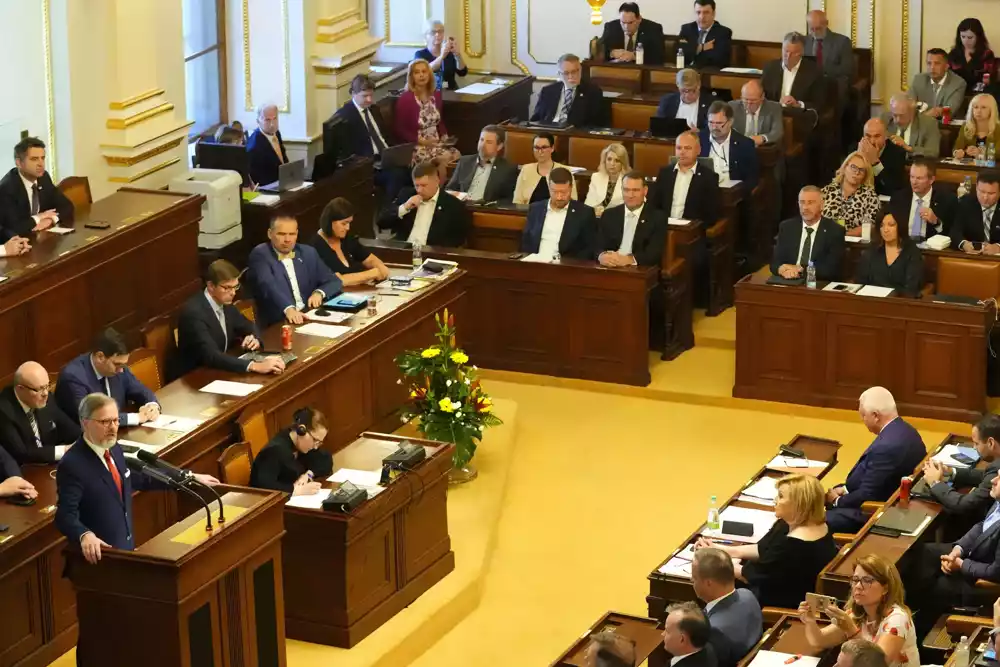 Češka vlada preživela glasanje o poverenju u parlamentu