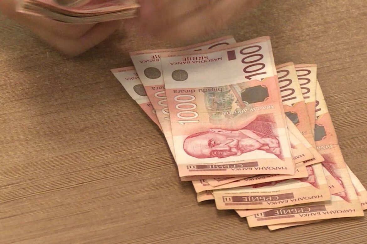 Januarska plata u Šumadiji za 8.500 dinara manja od republičkog proseka
