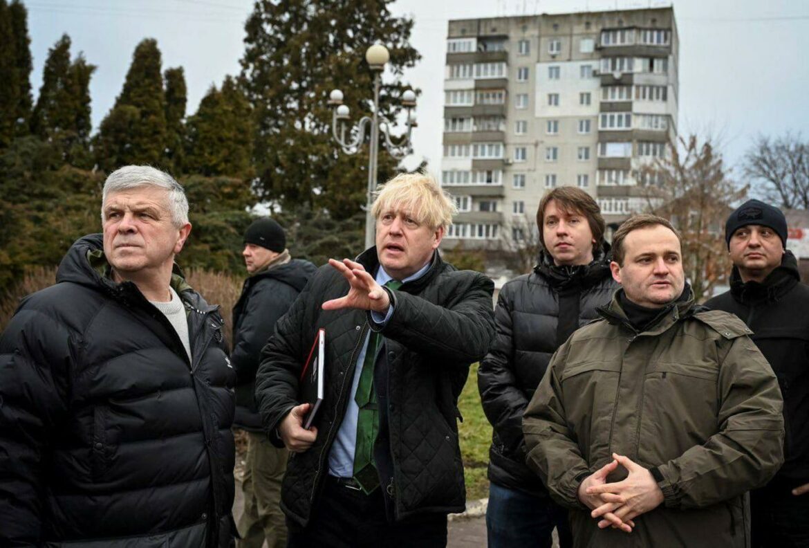 Boris Džonson posetio Buču