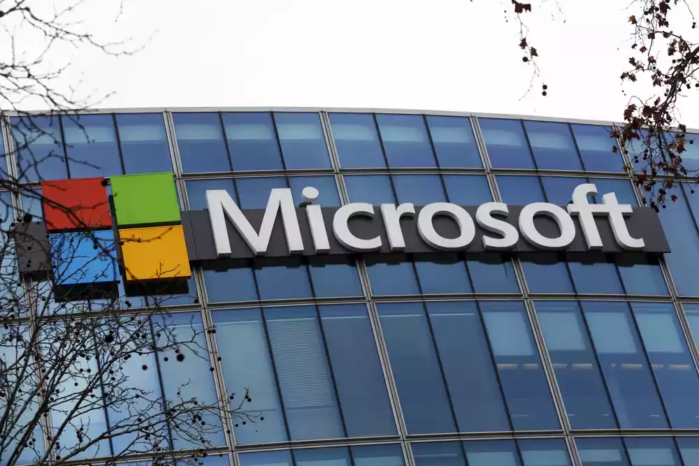 Microsoft kaže da je kvartalni profit opao za 12%