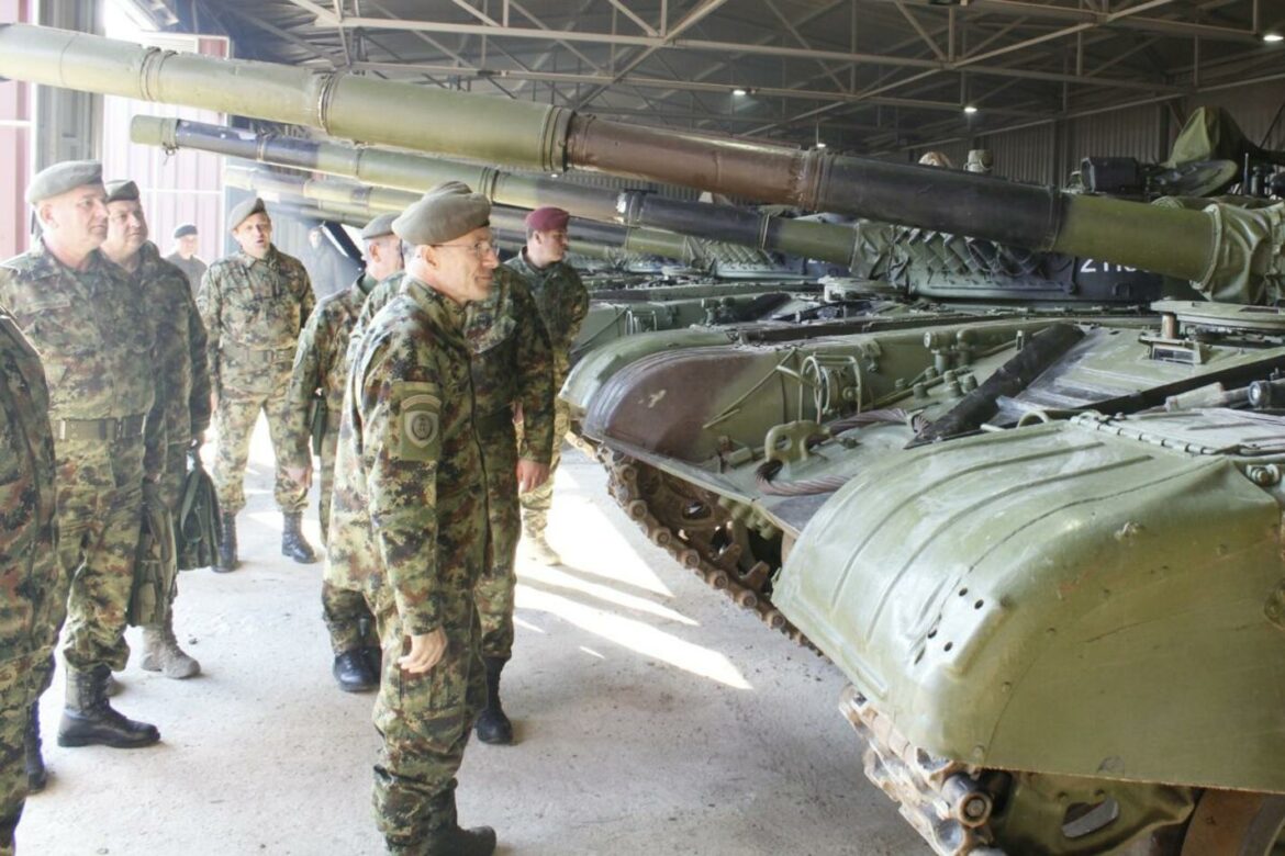 Načelnik Generalštaba obišao vojsku u Raški i Novom Pazaru