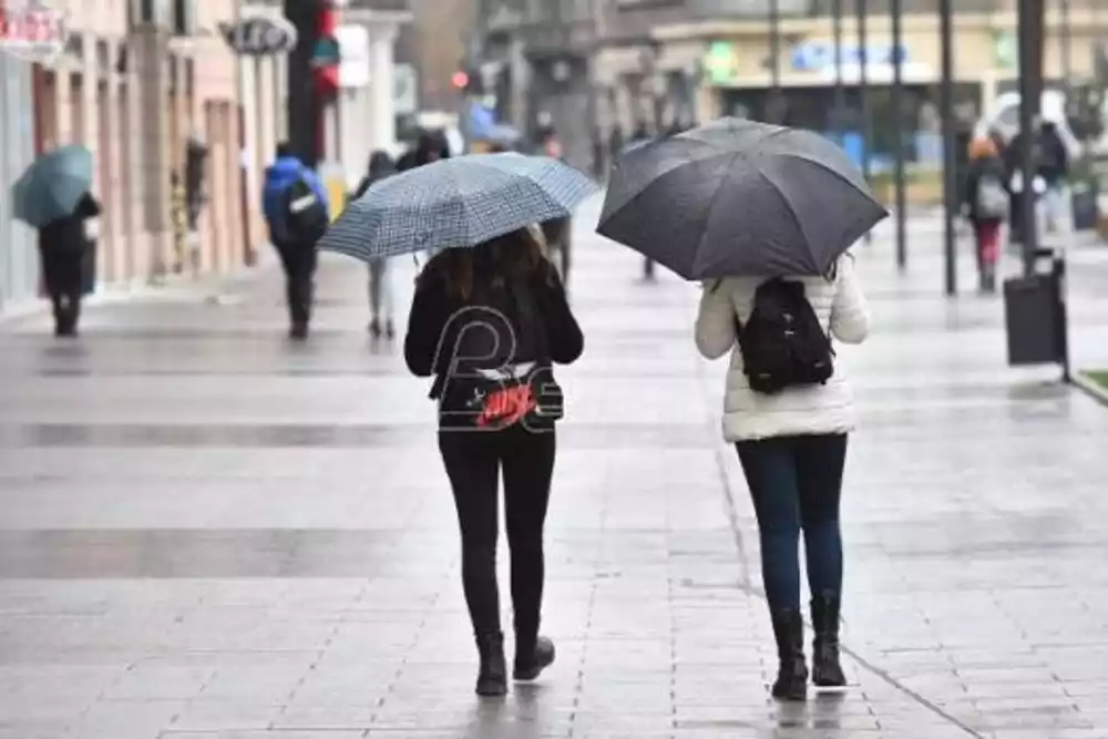 RHMZ izdao upozorenje: Večeras sneg i kiša, za vikend nagli skok temperature