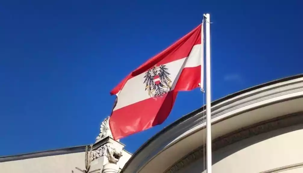 Austrijska krajnja desnica pozvala vladu da zaštiti Mađarsku od EU