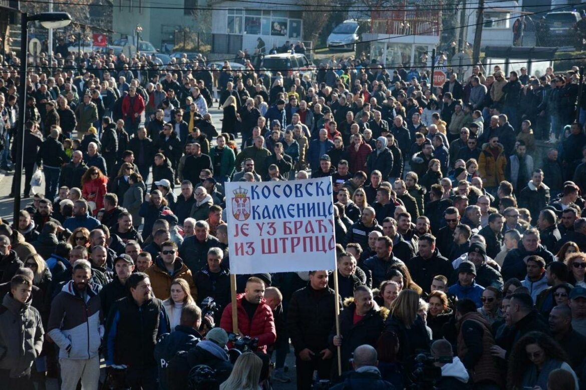 Protest u Štrpcu zbog napada na srpsku decu