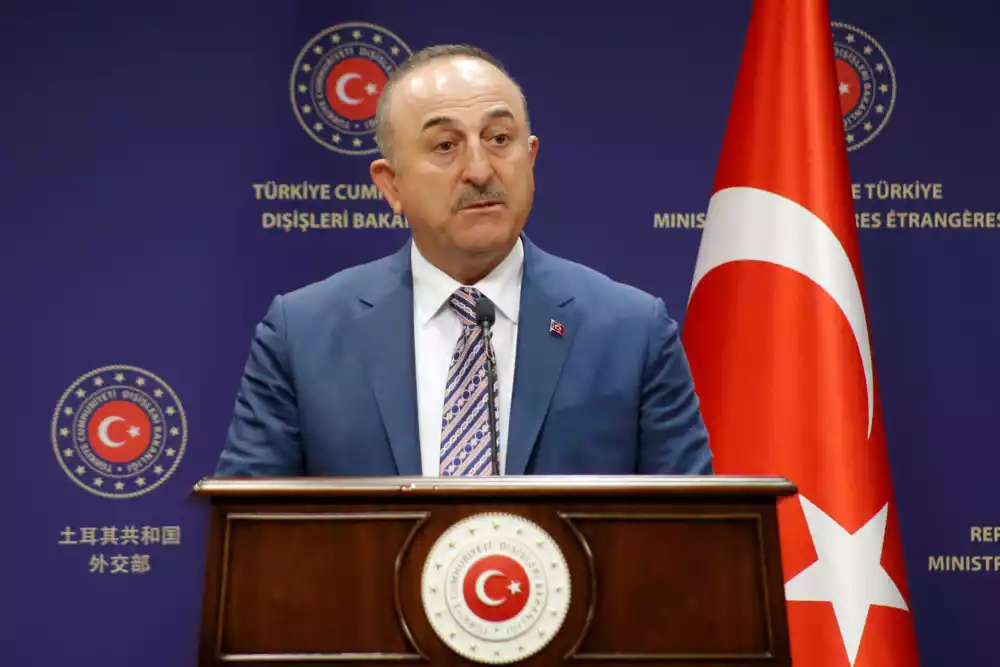 Turska poziva Švedsku da povuče dozvolu za protest protiv Kurana