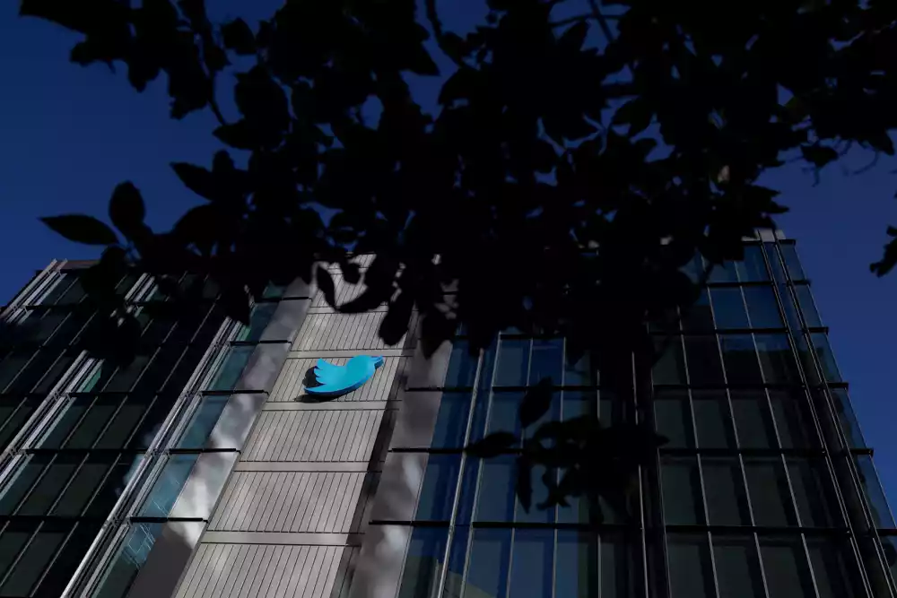 Tviter nudi besplatne oglase brendovima koji se oglašavaju na njegovoj platformi