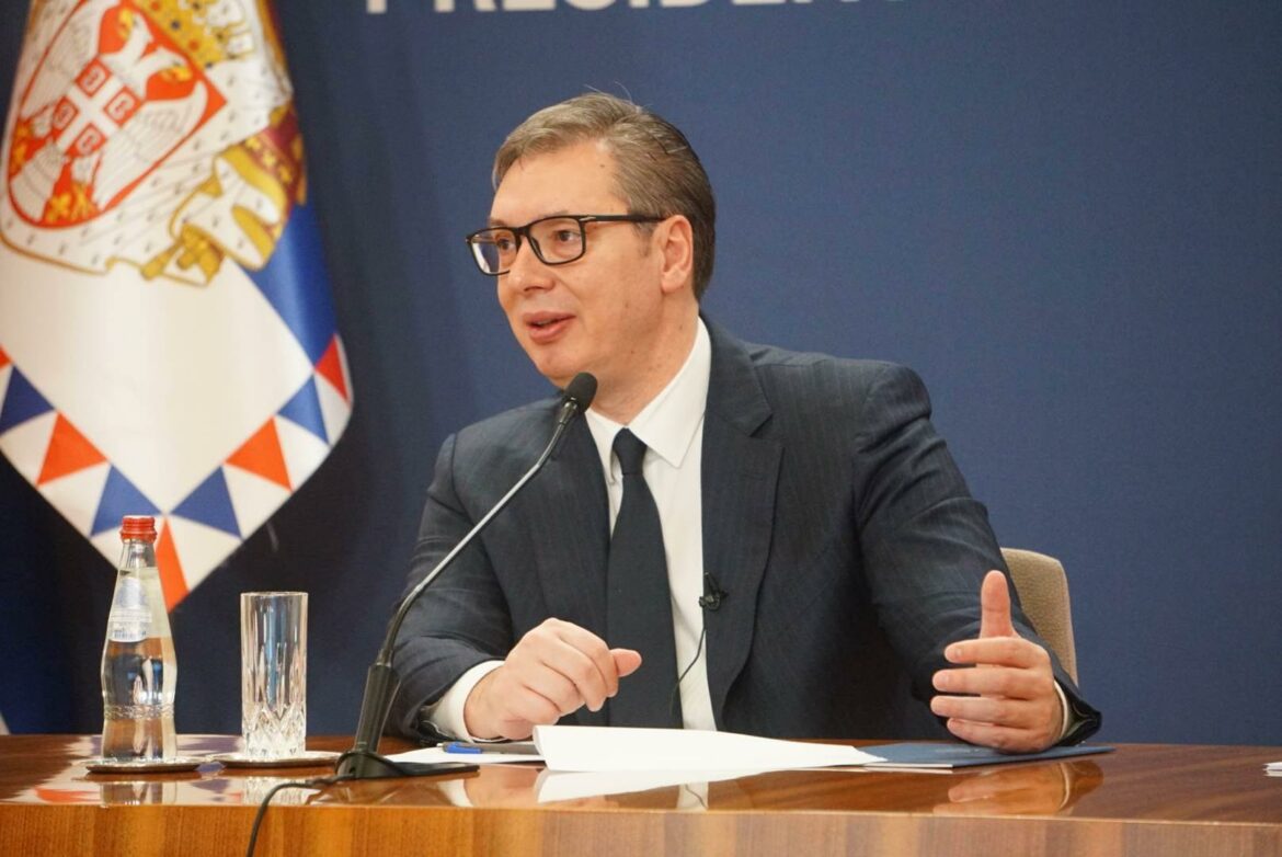 Vučić: Teška godina pred nama