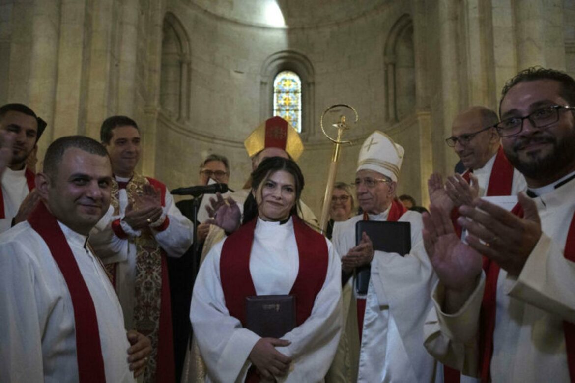 Rukopoložena prva žena sveštenik na Svetoj zemlji