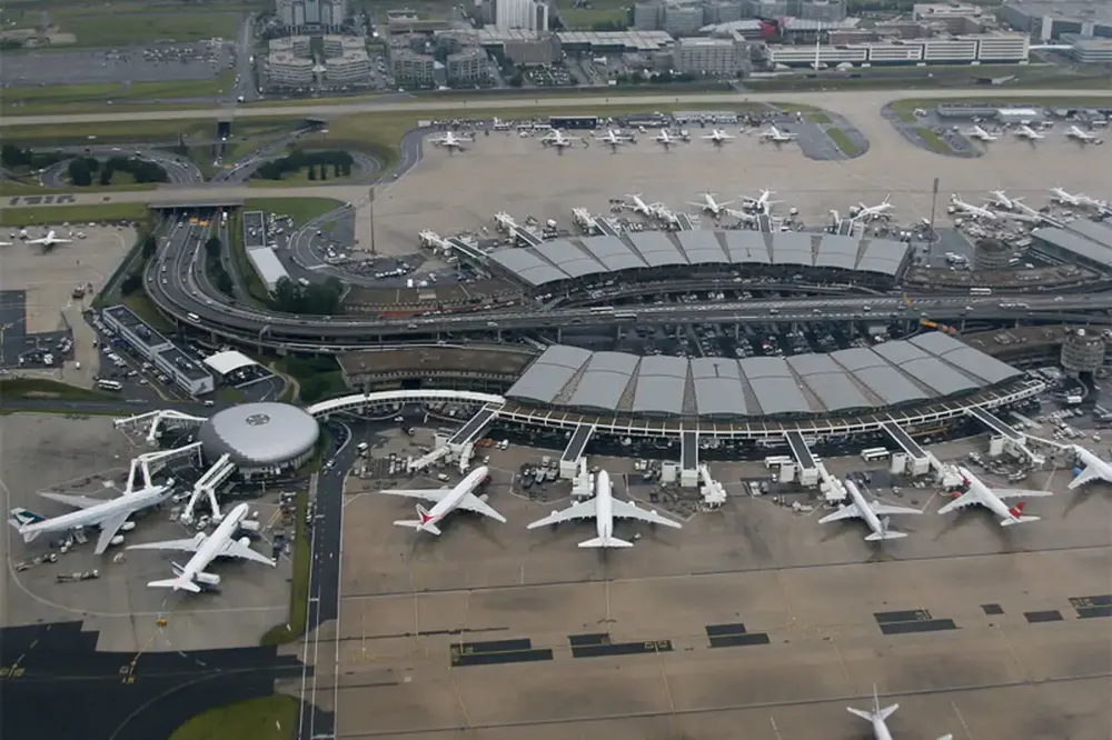 Štrajk kontrolora na pariskom aerodrom Orli otkazani mnogi letovi