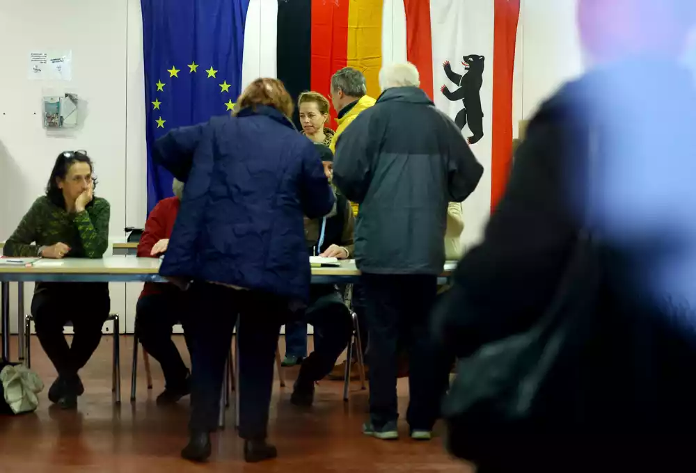 Prebrojavanje „izgubljenih“ glasačkih listića u Berlinu povećalo je jaz između Šolcove stranke i Zelenih na 113 glasova