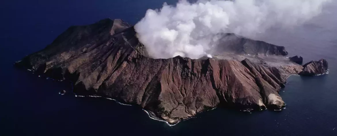 Čak i dok su u stanju mirovanja, vulkani puštaju gasove koji menjaju klimu