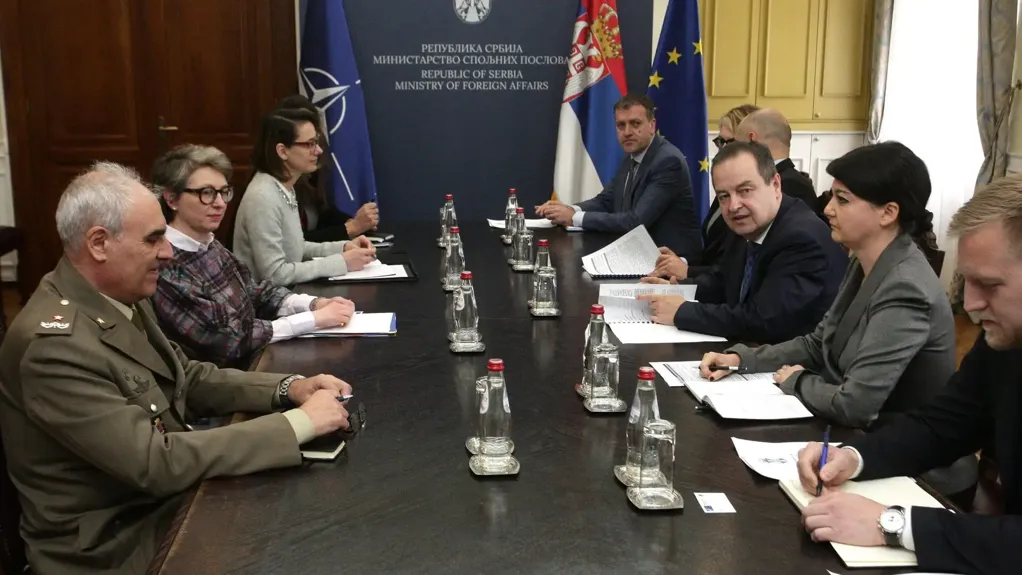 Dačić razgovarao sa zamenicom pomoćnika generalnog sekretara NATO o bezbednosnoj situaciji na KiM