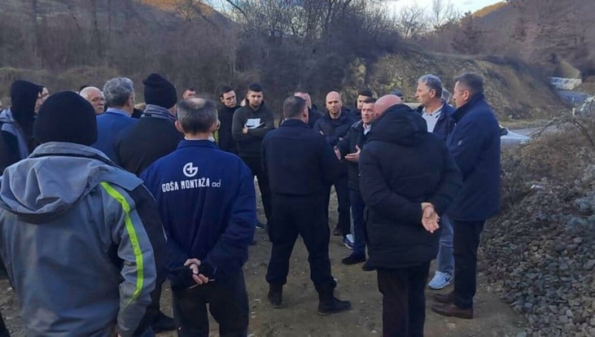 U selu Dren kosovska policija obezbeđuje radove na uzurpiranom zemljištu, Petković obavestio Lajčaka