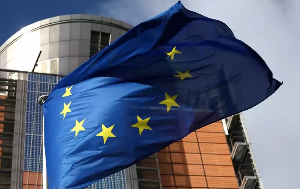 Francuski i nemački ministri će da kažu SAD da ne kradu investicije EU