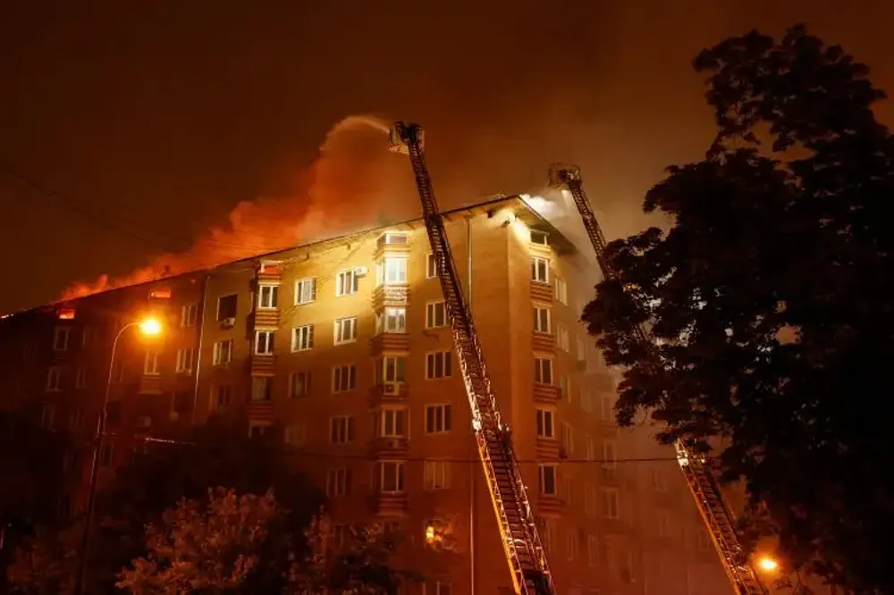 Požar u hotelu u Rusiji: Vatrogasci spasili 38 osoba, evakuisano ukupno 100 ljudi