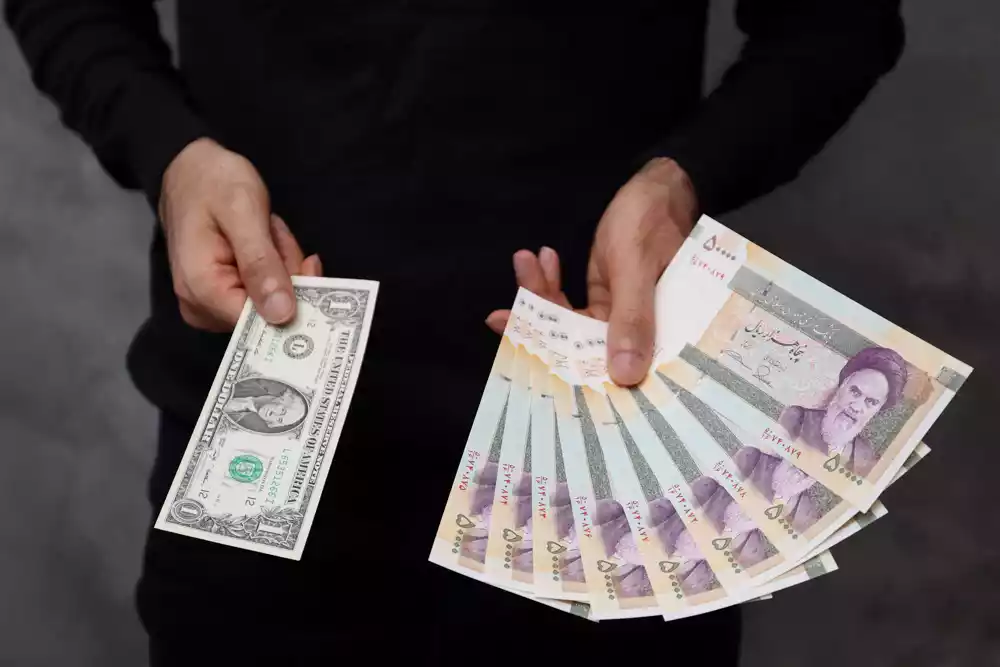 Iranska valuta pada na rekordno nizak nivo