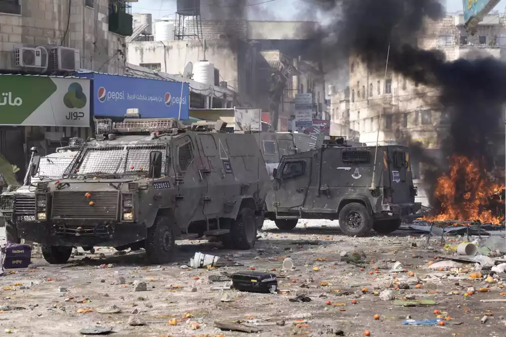 Izrael kaže da su palestinski militanti ispalili rakete nakon napada