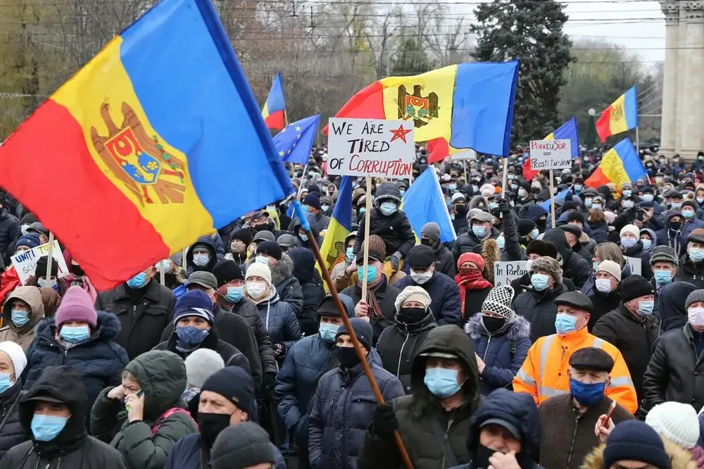 U Kišinjevu antivladin protest proruske stranke trajao je sat i po