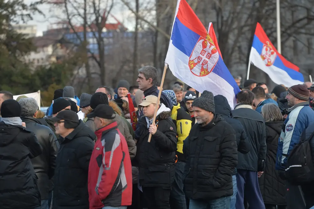 Kosovski ministar pozvao Brnabić da razgovaraju o pravima Srba na Kosovu