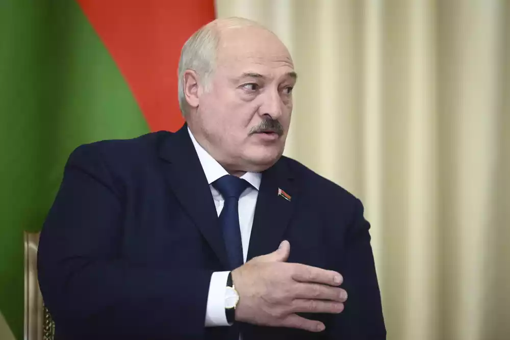 Lukašenko zapretio Zapadu: Poslaćemo Rusiji municiju sa pravim uranijumom, samo ako povuku jedan potez