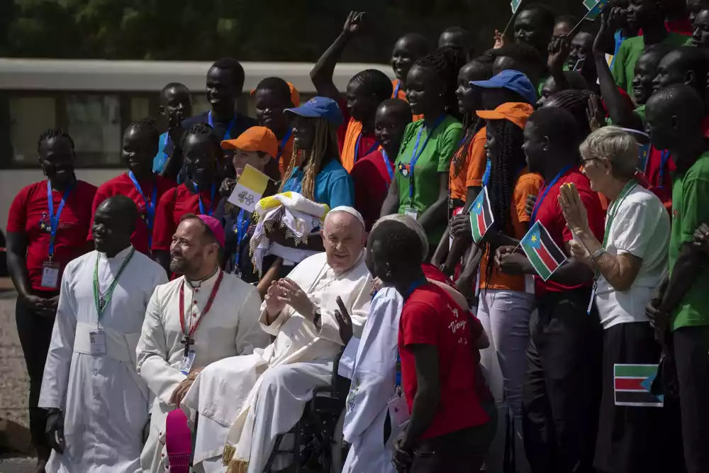 Papa kaže da budućnost Južnog Sudana zavisi od tretmana žena