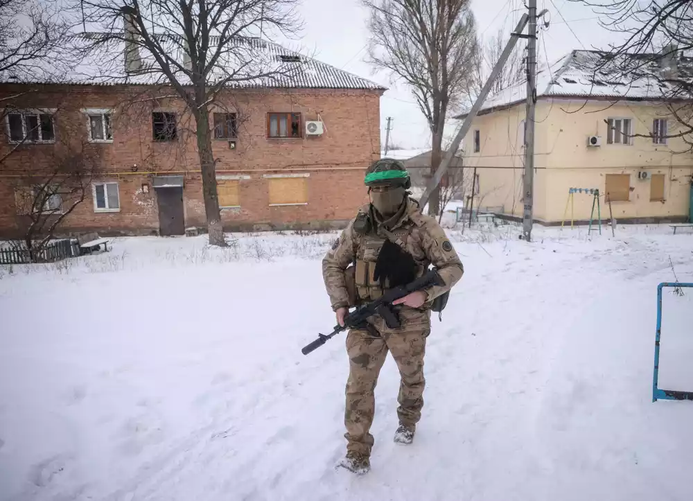 Ukrajinske trupe pripremaju se za pretnju da će Rusija zauzeti Bahmut