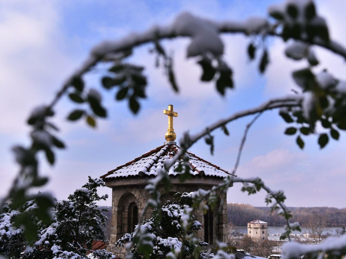 Danas nakon jutarnjeg mraza sunčano i hladno vreme, temperatura do 2 stepena