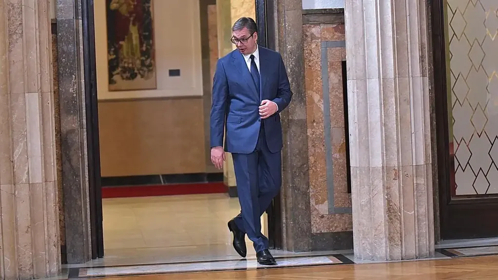 Vučić u Abu Dabiju obišao kompaniju koja se bavi razvojem veštačke inteligencije