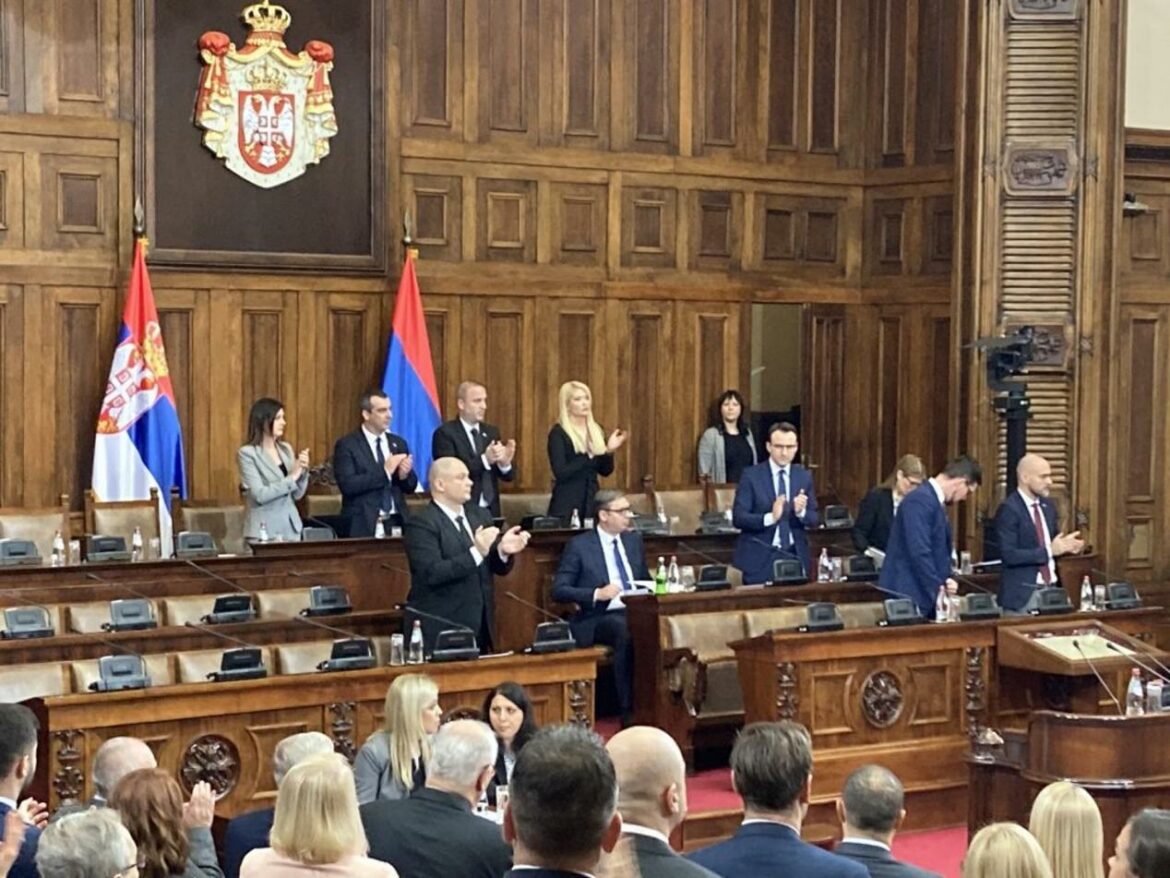 Vučić u prvom obraćanju rekao poslaniku da laže i priča gluposti, Orlić nije dozvolio repliku