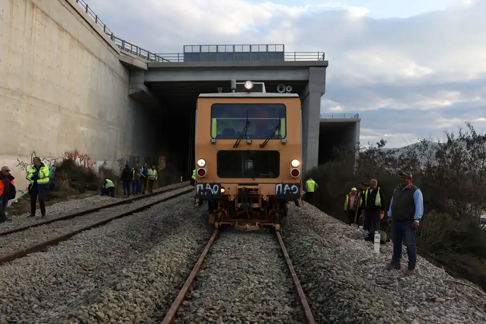 Grčke železničke usluge će se postepeno obnavljati od 22. marta